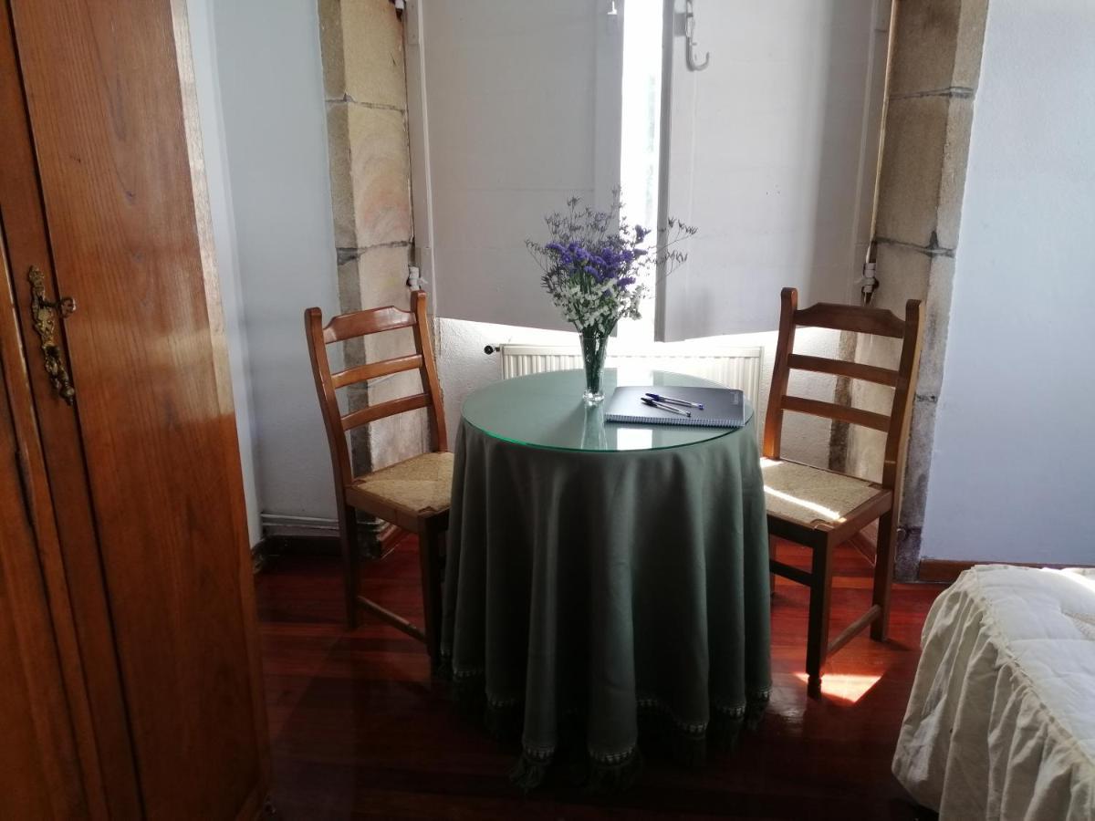 Pension Alecer Caldas De Reis Buitenkant foto